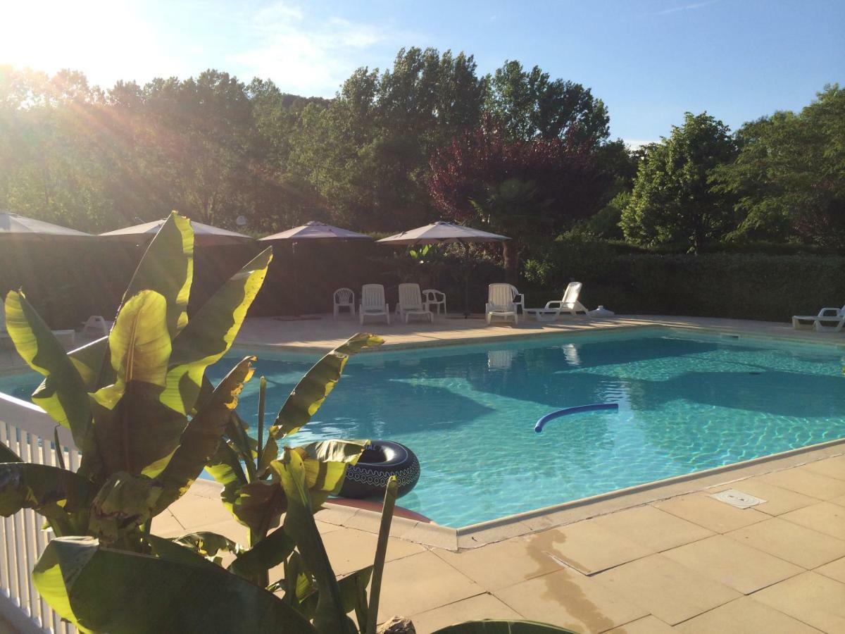 Le Moulin Du Bleufond Hotel Montignac-Lascaux Ngoại thất bức ảnh